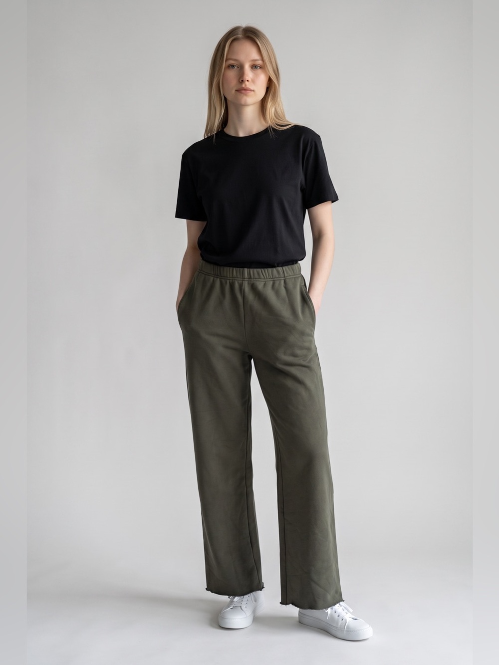 XiRENA Womens Everett Olive Green Wide-Leg sweatpants NWT! Size Medium